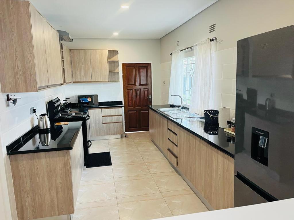 Elisheva Apartment Ндола Екстериор снимка